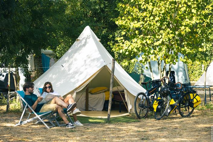 Camping Le Bois Joli Vendée - Bike Pitch - Camping Le Bois Joli